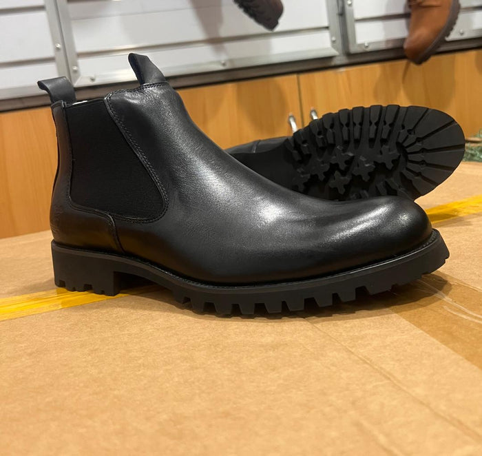 Men's Black Leather Chelsea Boots
