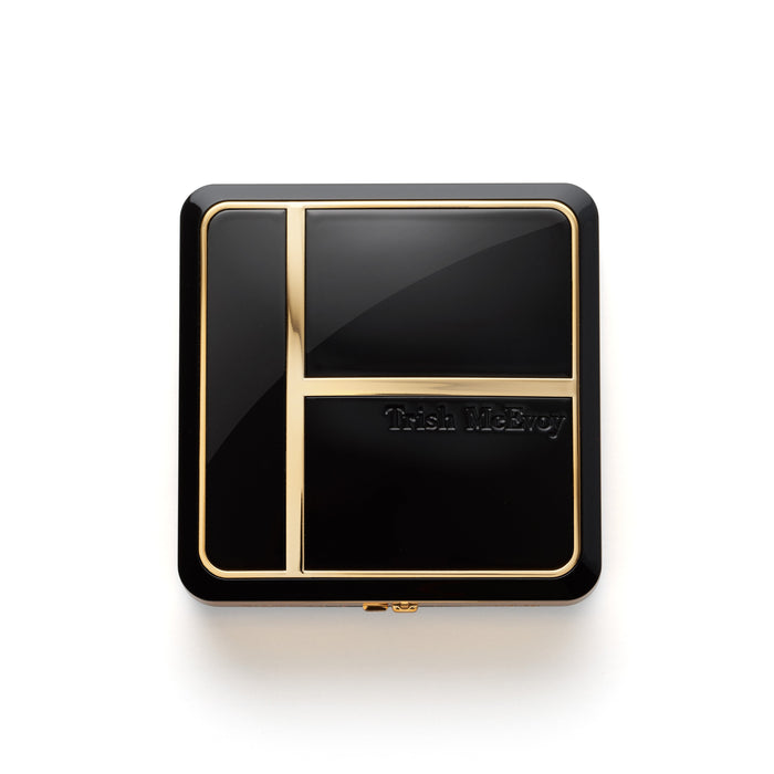 compact of cream bronzer
