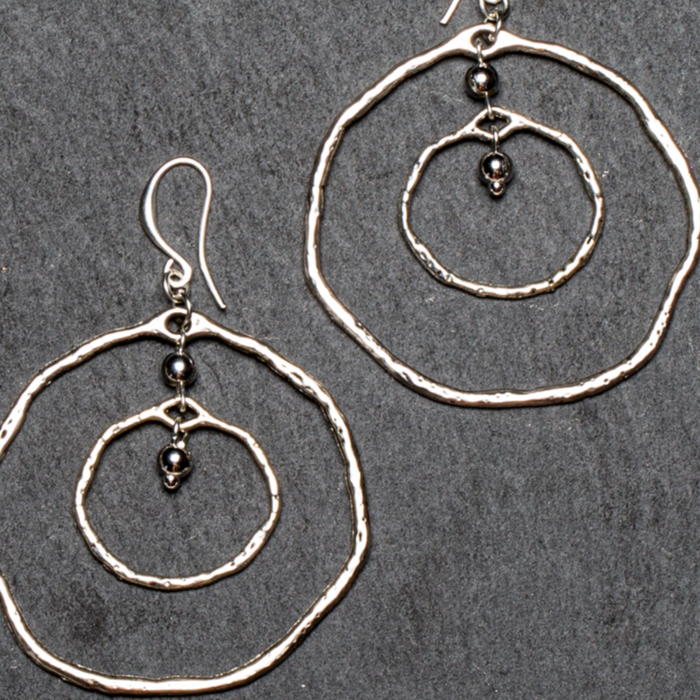 Beaten Double Ring Earrings SILVER