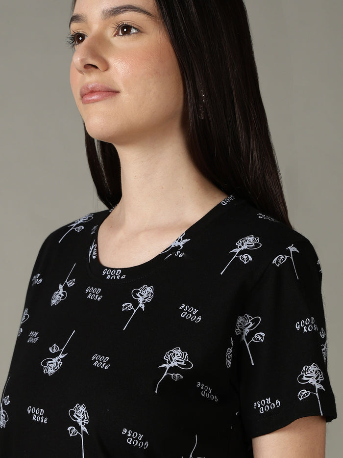 Black floral comfortable sleepwear for women