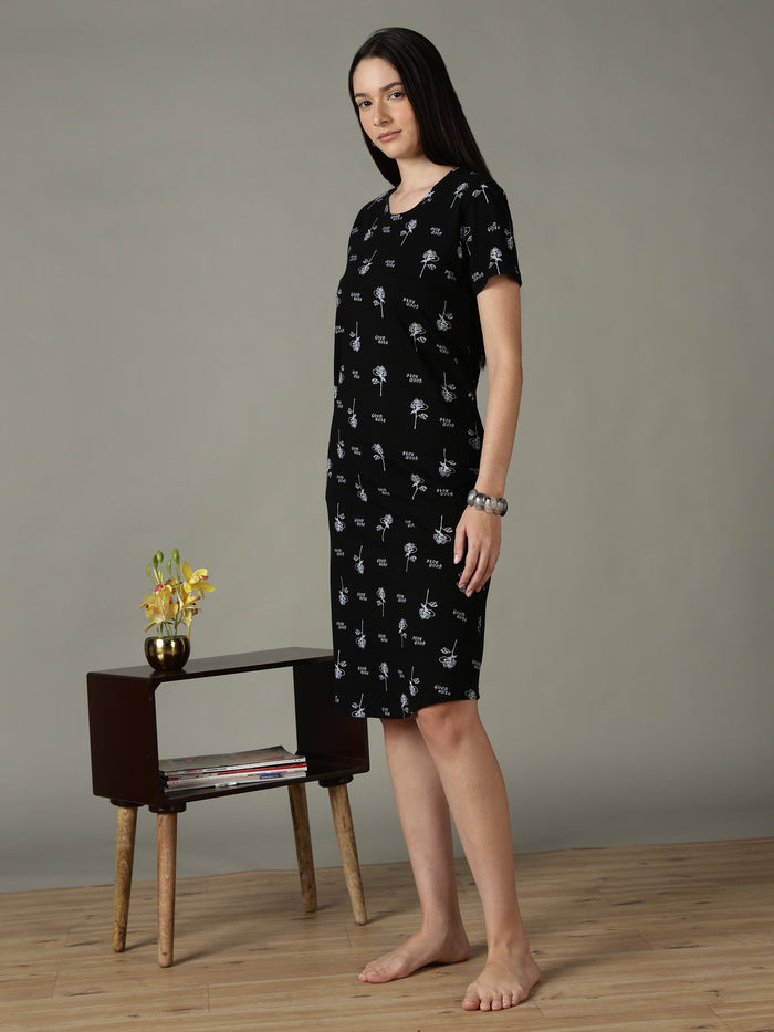 Black floral comfortable sleepwear for women