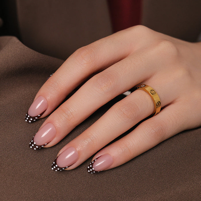 Brown Polka Dots | Short Almond | SALON PRESS™