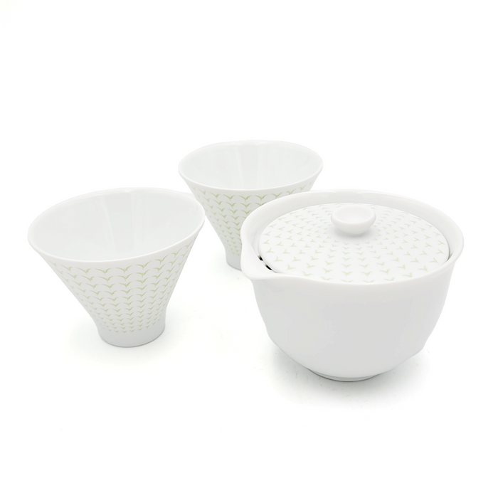 Cha-Haku Porcelain Tea Set