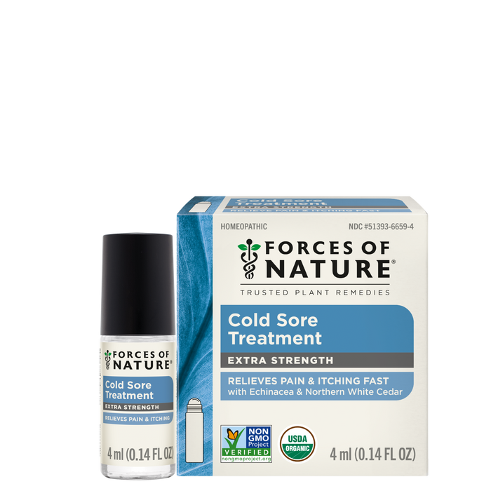 Front view of Cold Sore Treatment Extra Strength 4 ml roller and box showing Relieves pain & itching label on white background