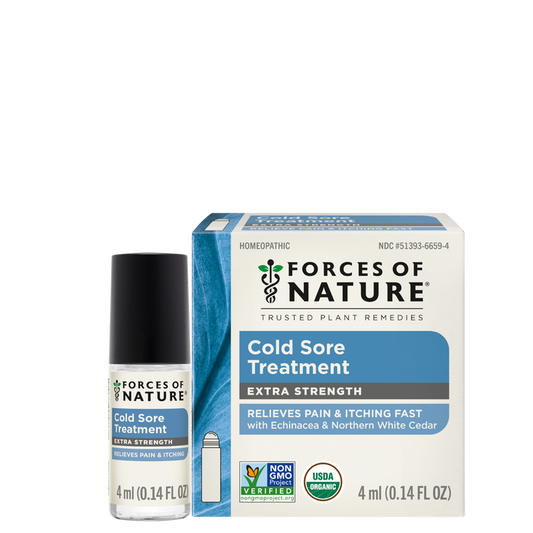 Front view of Cold Sore Treatment Extra Strength 4 ml roller and box showing Relieves pain & itching label on white background
