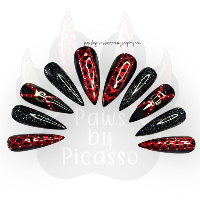 Deadly Daggers - Paws By Picasso Deadly Daggers