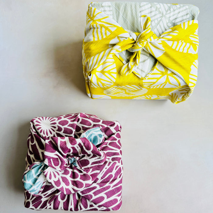 Furoshiki Isa Monyo Reversible 48 (Pine Yellow/Gray)