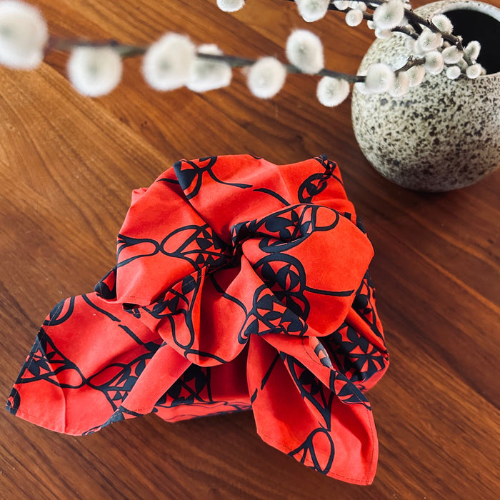 Furoshiki Isa Monyo Water-Repellent 70 (Heart Vine Vermilion)