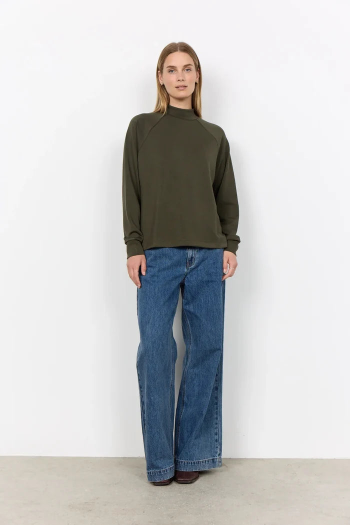 Gracy Turtleneck