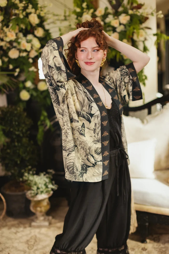 Honey & the Moon Crop Kimono