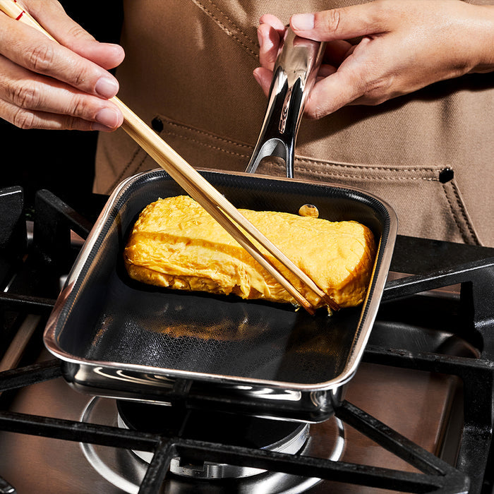 Hybrid Compact Egg Pan