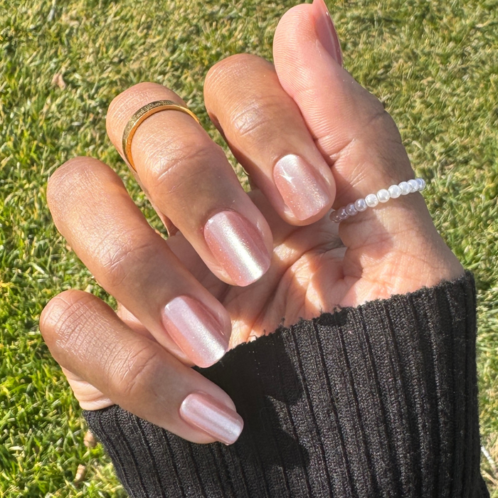 HZ Velvet - Press-On | Short | Squoval with soft dusty rose velvet effect nails for easy at-home manicure