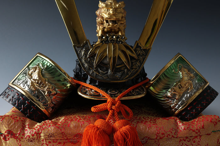 Japanese Samurai Colored Helmet  -Yoshitsune LEO Kabuto- Tsushima