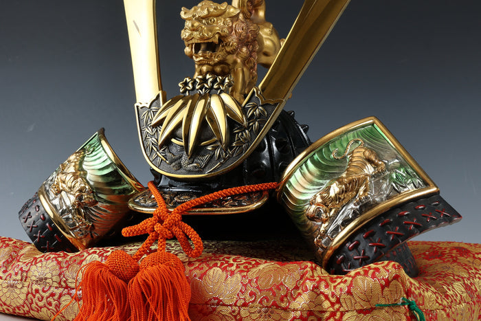 Japanese Samurai Colored Helmet  -Yoshitsune LEO Kabuto- Tsushima