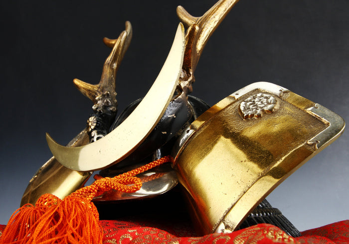 Japanese Samurai Helmet -Yamanaka Shikanosuke Kabuto- Black and Gold Colored