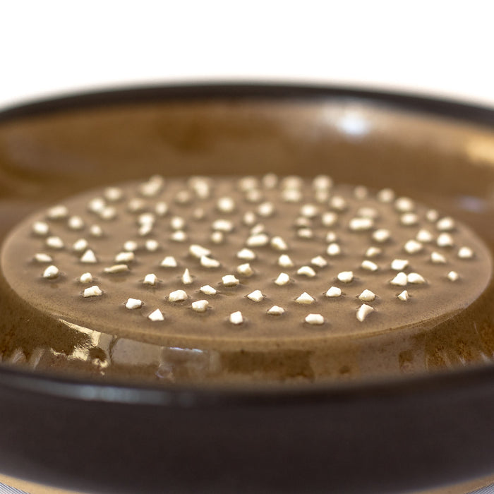Large Suri Plate Grater