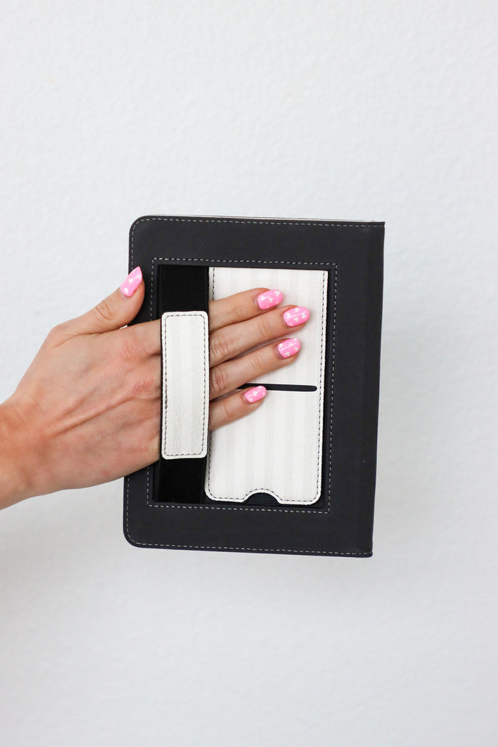 me + fictional characters kindle case