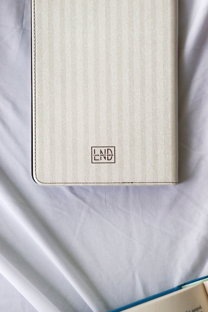 me + fictional characters kindle case