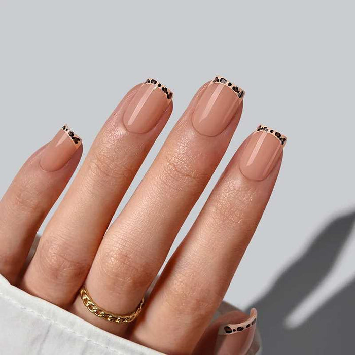 Nude Safari | Short Square | SALON PRESS™
