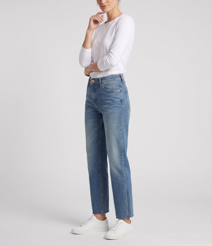 Rachael HR Fab Ab Mom Raw Hem