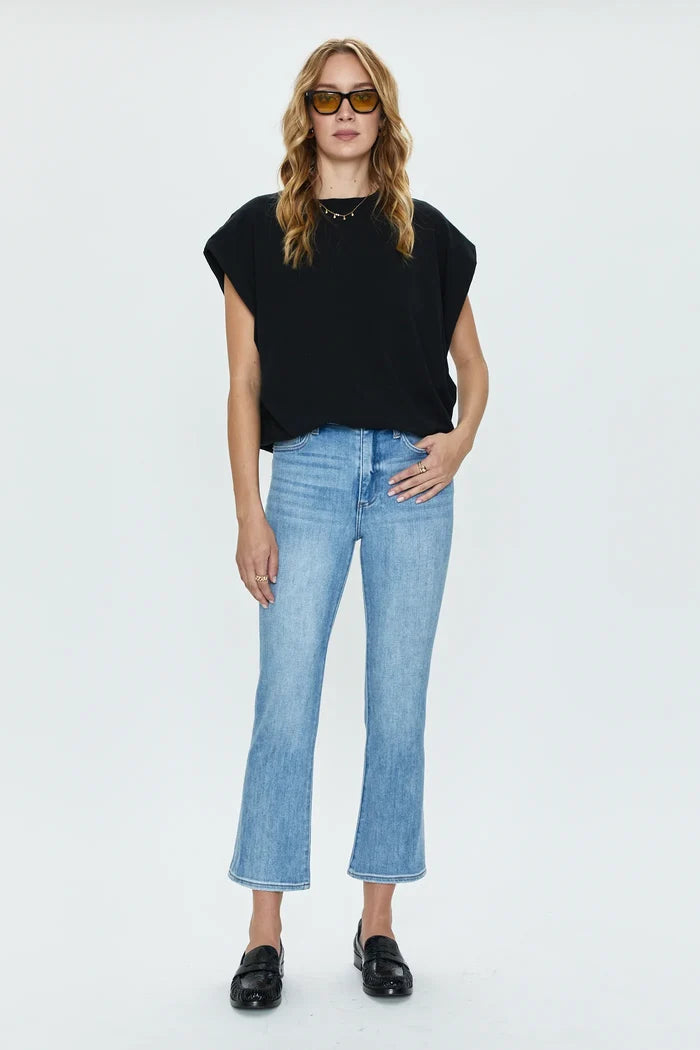 Tee | Black Pistola Trina | L
