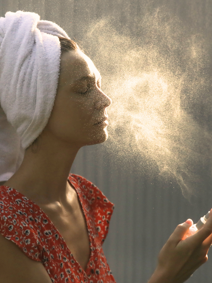 TONING Spray
