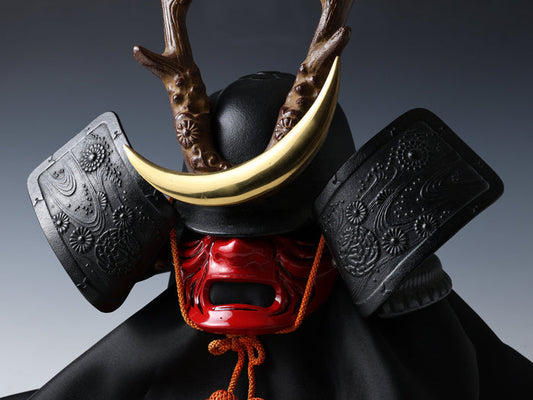 Vintage Japanese Samurai Kabuto Helmet  Yamanaka Shikanosuke Bronze Display
