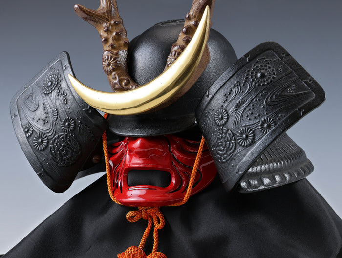 Vintage Japanese Samurai Kabuto Helmet  Yamanaka Shikanosuke Bronze Display